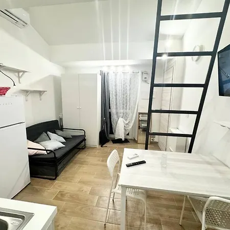 Nel Cuore Di Centro Apartmán *
